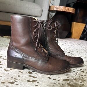 FRYE Melissa Lace Up Boots with Zipper -Women’s- dark Brown